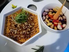 -紫东阁酒楼·中餐厅(东方广场假日酒店)