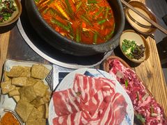 -贵厨酸汤牛肉(花果园国际中心店)