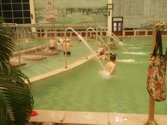 -龙脉温泉室内游泳馆