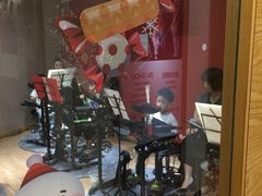 -IN-SHOW音秀音乐艺术中心 架子鼓钢琴(大宁校区)