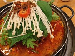 -喇喇排骨火锅·传统韩式脊骨汤(望京西园总店)