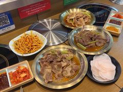 -猪啊牛呀羊啊铜盘烤肉(正大广场店)