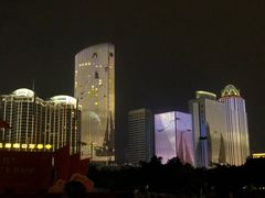 -万绿园
