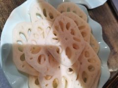 -肖肖酸萝卜鱼火锅(总店)