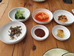 -长寿参鸡汤(朝韩风情街店)
