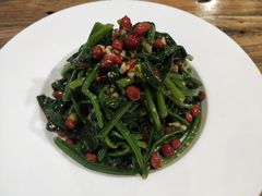菠菜果仁-老阿妈蒙古村·蒙古包·草原文化·歌舞表演(老君堂店)