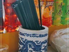 -烤鸭肉夹馍鸭汤店