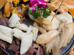 -一朵菌·野生菌探索家火锅(南亚店)