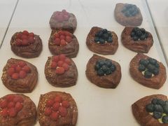 -罗红摄影艺术馆