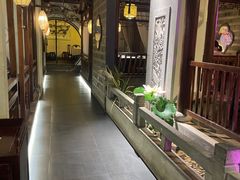 -韵秋荷(宝山龙湖天街店)