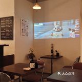 谁懂😅在小而美的bistro看了一晚上繁花