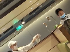 -海底捞火锅(漕宝路店)