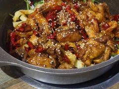 -鸡遇虾煲干锅火锅(小寨金莎店)