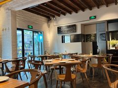 -La Strada(安福路店)