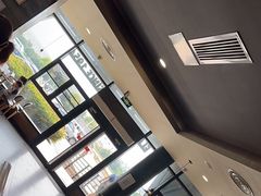 -汉堡王(梅村服务区南店)