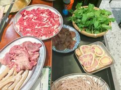 -楠小云·云南鲜菌·鲜牛自助火锅(九眼桥店)