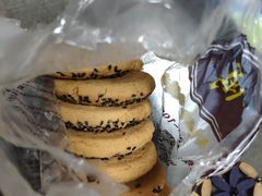 -鲍师傅糕点(江苏路店)