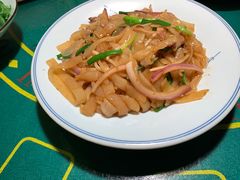 -粤港湾砂锅粥·宵夜(宝龙店)