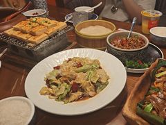 -雀舞云南菜(天津天河城购物中心店)