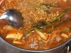 部队锅-包装马车·韩国料理·포장마차