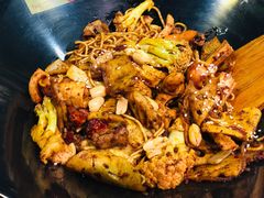 -拿渡麻辣香锅(银泰创意城店)