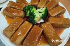 Braised Tofu with Abalone Sauce