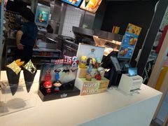 -麦当劳(鄂尔多斯机场店)