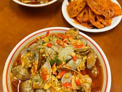 -堂瓦里·33年传统赣菜(第一街区店)