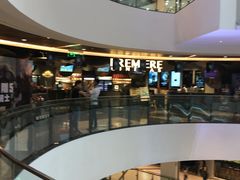 -百美汇影城(LUXE嘉里中心店)