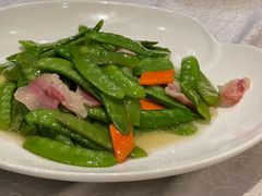 荷兰豆炒腊味-三清山希尔顿度假酒店·三清轩中餐厅