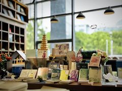 -新华书店白鹿书肆(市府路店)