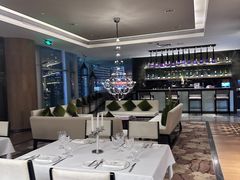 -圣丰索菲特·法国餐厅