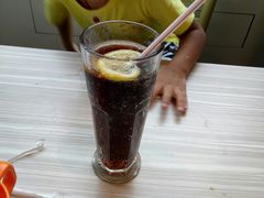 -必胜客(武汉欢乐谷店)