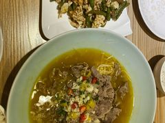 -小镇大厨新概念复合中餐厅(万达广场大连高新店)