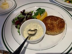 招牌蟹肉饼-Wolfgang’s Steakhouse 沃夫冈牛排馆(上海白玉兰广场店)