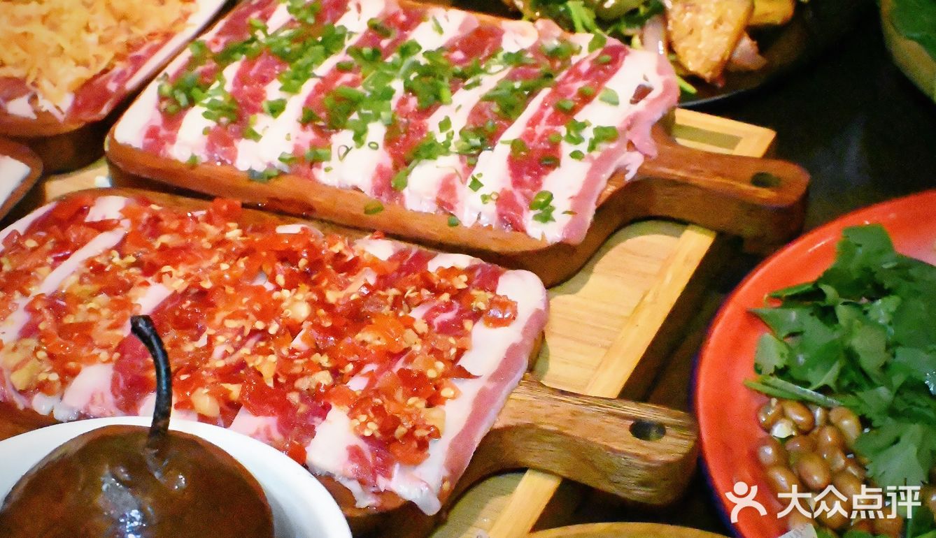 非遗烤肉我在重庆吃到了！