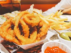 -The Habit Burger Grill 哈比特汉堡(复兴soho店)