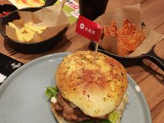 -必胜客(骡马市店)