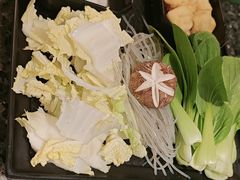 -一席地·本地鸡窝·杭帮鸡火锅(萧山银隆百货店)