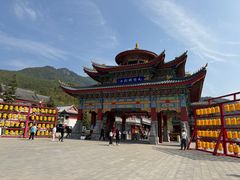 -九鼎铁刹山风景区