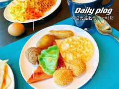 -大连星海皇冠假日酒店