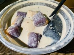 招牌手工芋圆系列-广信牛奶甜品世家(台东店)