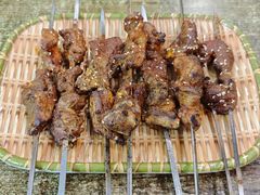 -老钟家烤羊排·敦伊阁清真餐厅胡羊焖饼