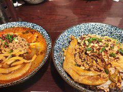 -粉家柳州螺蛳粉(杨宅路店)