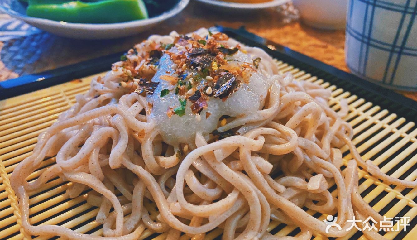 Nara厨房[美甲]｜在家就能GET的日式山药荞麦冷面🍜