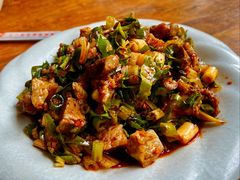 特色拌拐肉-茅屋大酒店