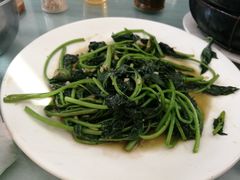 -容里煲仔饭(利丰北路店)