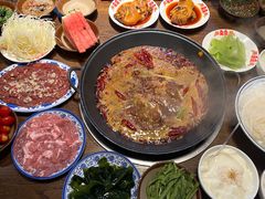 -萍姐火锅·公路夜市(武汉首店)