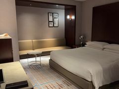 -上海龙之梦万丽酒店