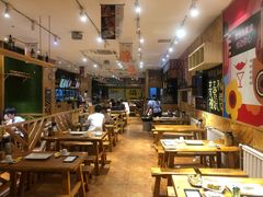 大堂-木屋烧烤(西南角店)